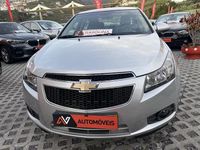 Usado Chevrolet Cruze LS 113 HP (83 kW) 2010 Cinza prata Monovolume
