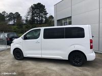 usado Peugeot Traveller 9 LUGARES