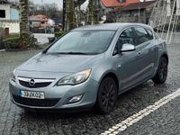 Usado Opel Astra 95 HP (69 kW) 2010 Cinzento