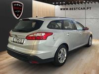 Usado Ford Focus 116 HP (85 kW) 2012 Cinzento Citadino