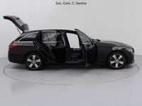 Usado Mercedes C220 Avantgarde 200 HP (147 kW) 2024 Preto Carrinha