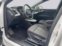 Usado Audi Q4 e-tron 150 kW (204 HP) 2022 Branco SUV