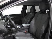 Usado Peugeot 5008 Allure 130 HP (95 kW) 2021 Preto Monovolume