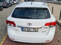 usado Toyota Avensis Carrinha 2.0 D4D 124cv 2012 Exclusive cor Branco