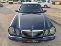 usado Mercedes E300 Classe EClassic