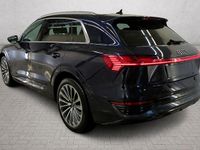 Usado Audi Q8 e-tron S-Line 250 kW (340 HP) 2023 Azul SUV