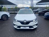 Usado Renault Mégane IV Bose Edition 130 HP (95 kW) 2017 Branco Citadino