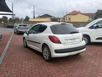 Usado Peugeot 207 70 HP (51 kW) 2009 Branco