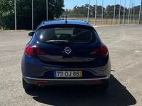 Usado Opel Astra Cosmo 140 HP (102 kW) 2014 Outra (metalizado) Carrinha