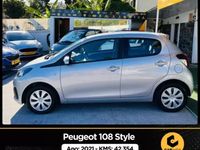 Usado Peugeot 108 Style 72 HP (52 kW) 2021 Cinzento Citadino