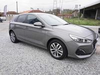 Usado Hyundai i30 136 HP (100 kW) 2019 Cinzento Citadino