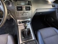 Usado Mercedes C180 150 HP (110 kW) 2009 Sedan