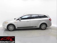 Usado Ford Mondeo Titanium 125 HP (91 kW) 2010 Cinza prata Carrinha