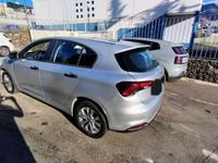 Usado Fiat Tipo Street 95 HP (69 kW) 2019 Cinzento Sedan