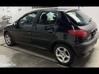 Usado Peugeot 206 60 HP (44 kW) 2003 Sedan
