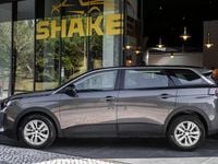 Usado Peugeot 5008 Active 130 HP (95 kW) 2022 Cinza antracite Monovolume