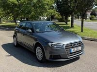 Usado Audi A3 116 HP (85 kW) 2016 Cinzento Citadino