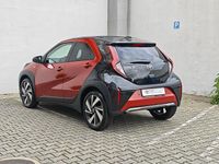 Usado Toyota Aygo X Envy 72 HP (52 kW) 2025 Vermelho (pintura metalizada especial) SUV