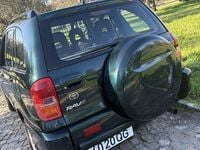 Usado Toyota RAV4 150 HP (110 kW) 2000 Sedan