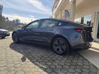 Usado Tesla Model 3 Standard Range Plus 225 kW (306 HP) 2022 Cinza escuro Sedan