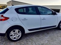 Usado Renault Mégane IV 110 HP (80 kW) 2016 Branco Citadino