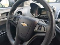 usado Chevrolet Aveo com Start/Stop, Bluetooth e Câmera de Ré/Frontal