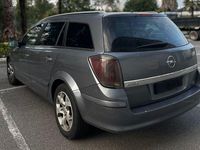 Usado Opel Astra 150 HP (110 kW) 2005 Sedan