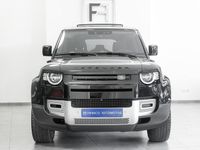 Usado Land Rover Defender 300 HP (220 kW) 2024 Preto SUV