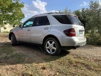 Usado Mercedes ML320 224 HP (164 kW) 2006 Cinzento SUV
