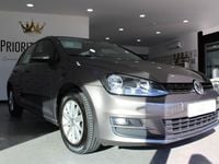 Usado VW Golf VII Trendline 110 HP (80 kW) 2014 Cinza Citadino