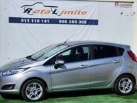 Usado Ford Fiesta Trend 100 HP (73 kW) 2015 Cinza Citadino