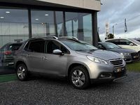 Usado Peugeot 2008 100 HP (73 kW) 2016 Cinzento SUV