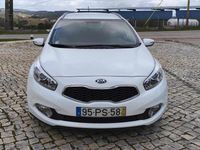 Usado Kia Ceed 128 HP (94 kW) 2015 Branco Citadino