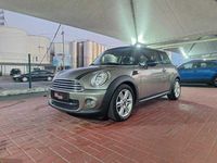 Usado Mini Cooper 112 HP (82 kW) 2014 Cinzento Citadino