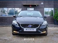 Usado Volvo V40 115 HP (84 kW) 2015 Preto