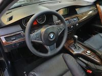 Usado BMW 535 272 HP (200 kW) 2005 Preto Sedan