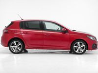 Usado Peugeot 308 100 HP (73 kW) 2017 Vermelho