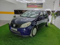 Usado Dacia Sandero 74 HP (54 kW) 2011 Azul