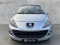 Usado Peugeot 207 Premium 90 HP (66 kW) 2011 Cinza prata Citadino