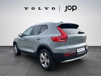 Usado Volvo XC40 163 HP (119 kW) 2024 Cinzento SUV
