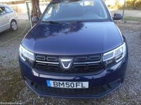 Usado Dacia Sandero 67 HP (49 kW) 2017 Azul Sedan