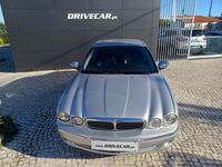 Usado Jaguar X-type 230 HP (169 kW) 2002 Cinza prata Sedan