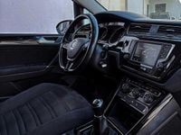 Usado VW Touran 150 HP (110 kW) 2016 Preto Monovolume