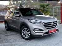Usado Hyundai Tucson 116 HP (85 kW) 2016 Cinzento SUV