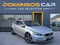 Usado Volvo V40 Kinetic 120 HP (88 kW) 2015 Cinza