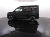 Usado Ford Tourneo 125 HP (91 kW) 2024 Preto