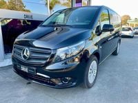 Usado Mercedes Vito 136 HP (100 kW) 2022 Preto Van