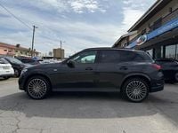 Usado Mercedes GLC300 333 HP (244 kW) 2025 Cinza SUV