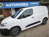 Usado Citroën Berlingo 102 HP (75 kW) 2021 Branco Monovolume