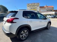 Usado Peugeot 2008 Access 82 HP (60 kW) 2019 Branco SUV